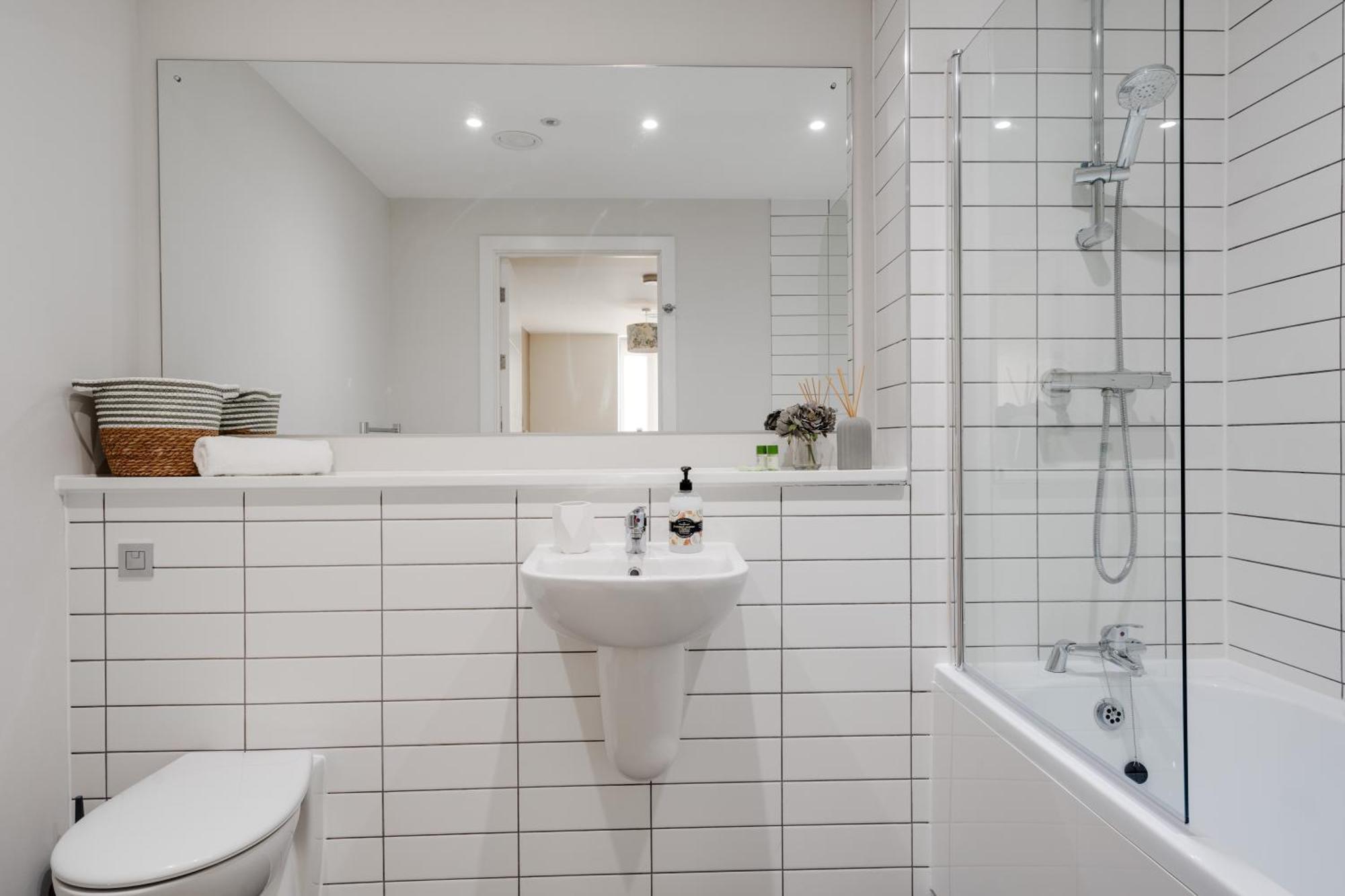 Liverpool City Apartment With Parking & Ev Exterior foto